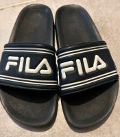 Aldilette dunklblaue Badeschuhe von FILA Größe 33 Hessen - Flieden Vorschau