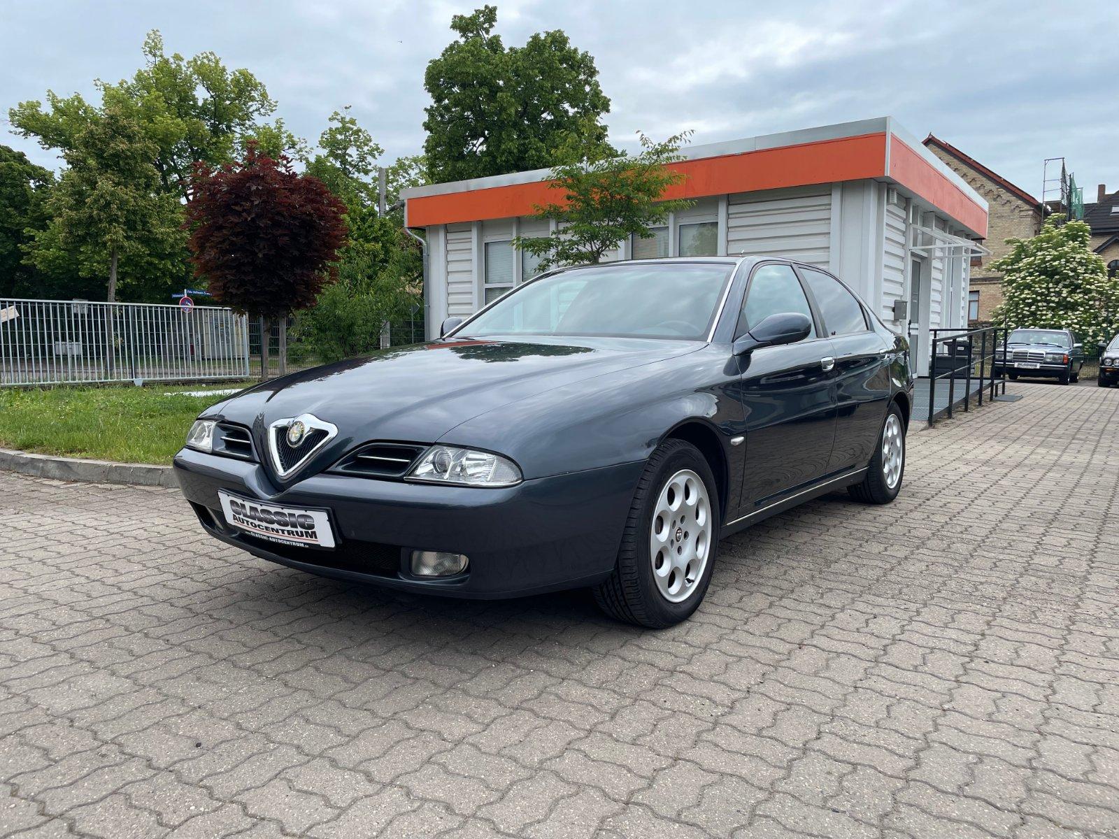 Abbildung des Autos Alfa Romeo 166 2.5 V6 24…