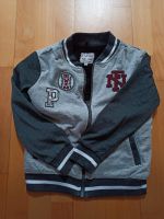 College Jacke, Sweatjacke gefüttert Gr. 140 Nordrhein-Westfalen - Sundern (Sauerland) Vorschau