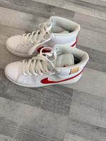 Nike Sneaker Größe 38.5 Hessen - Bensheim Vorschau