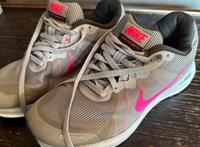 Nike dual fusion x2 wie neu gr38 Saarland - Wallerfangen Vorschau