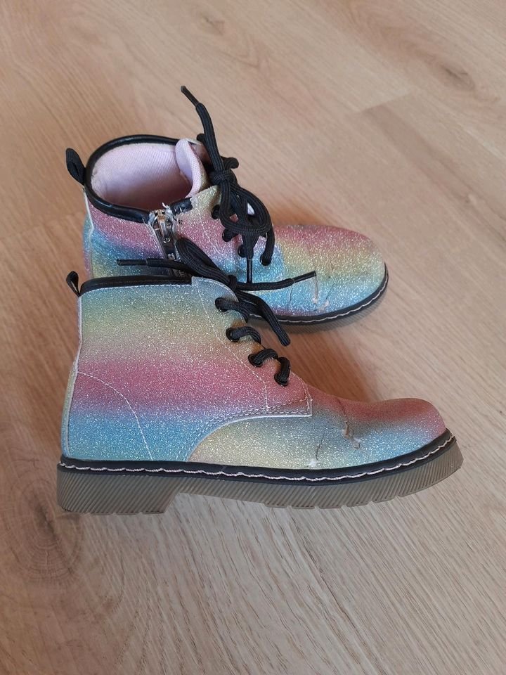 Boots Schuhe Stiefel Regenbogen glitzer 30 Cupcake in Rechtsupweg