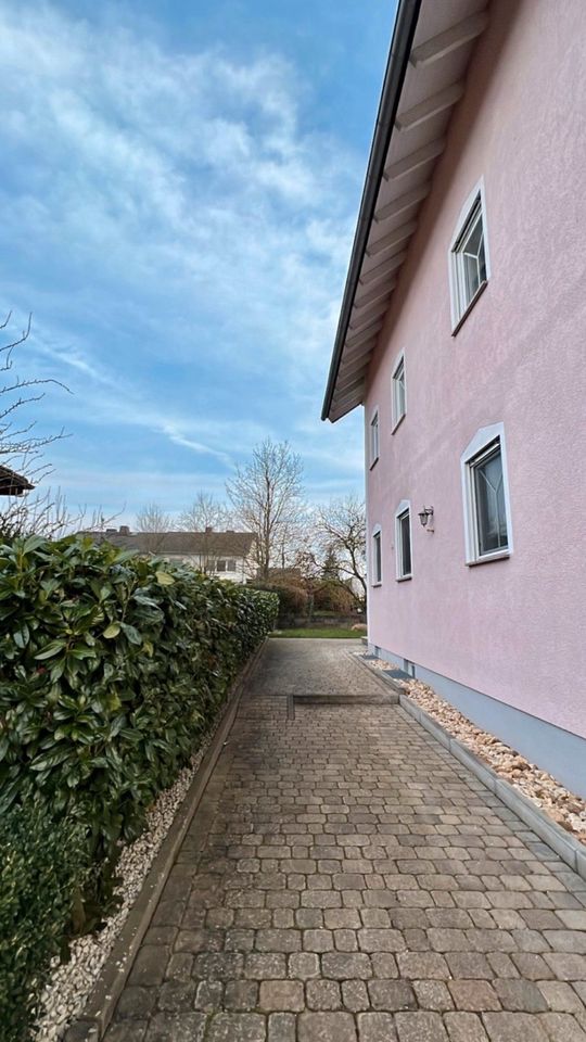 Exklusives 13-Zimmer-Haus in Limburg-Weilburg ( Privatverkauf ) in Runkel