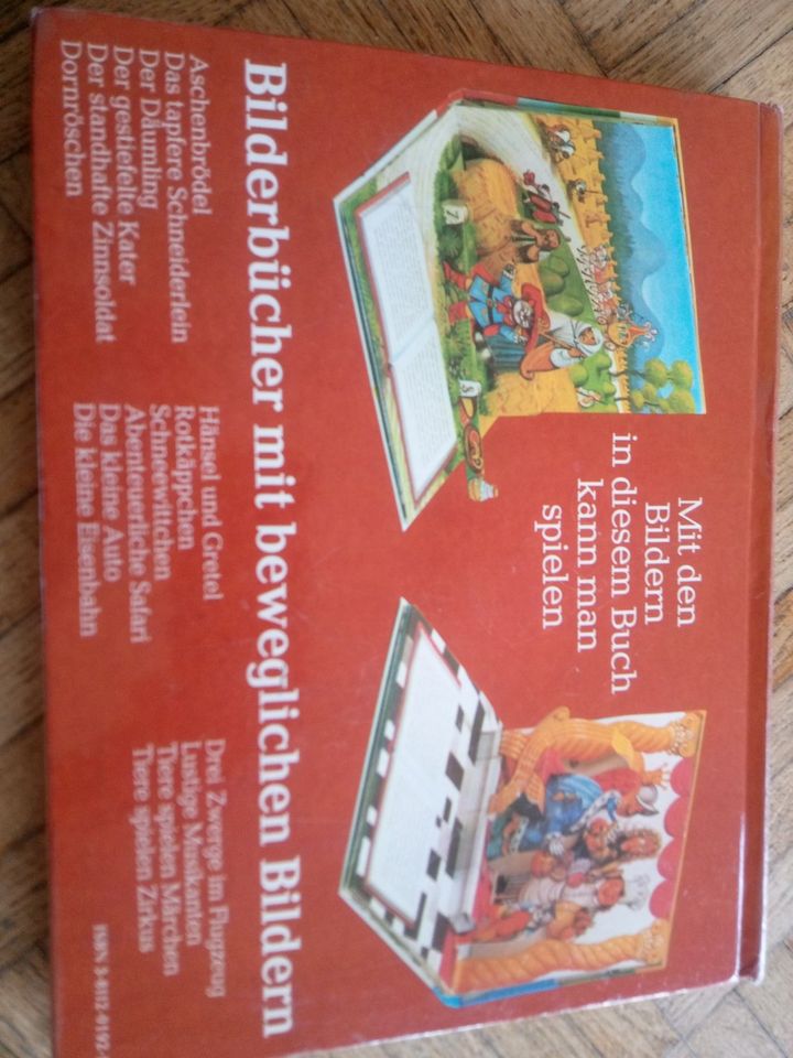 Buch Kinderbuch Der gestiefelte Kater mit Aufklappbildern in Glücksburg