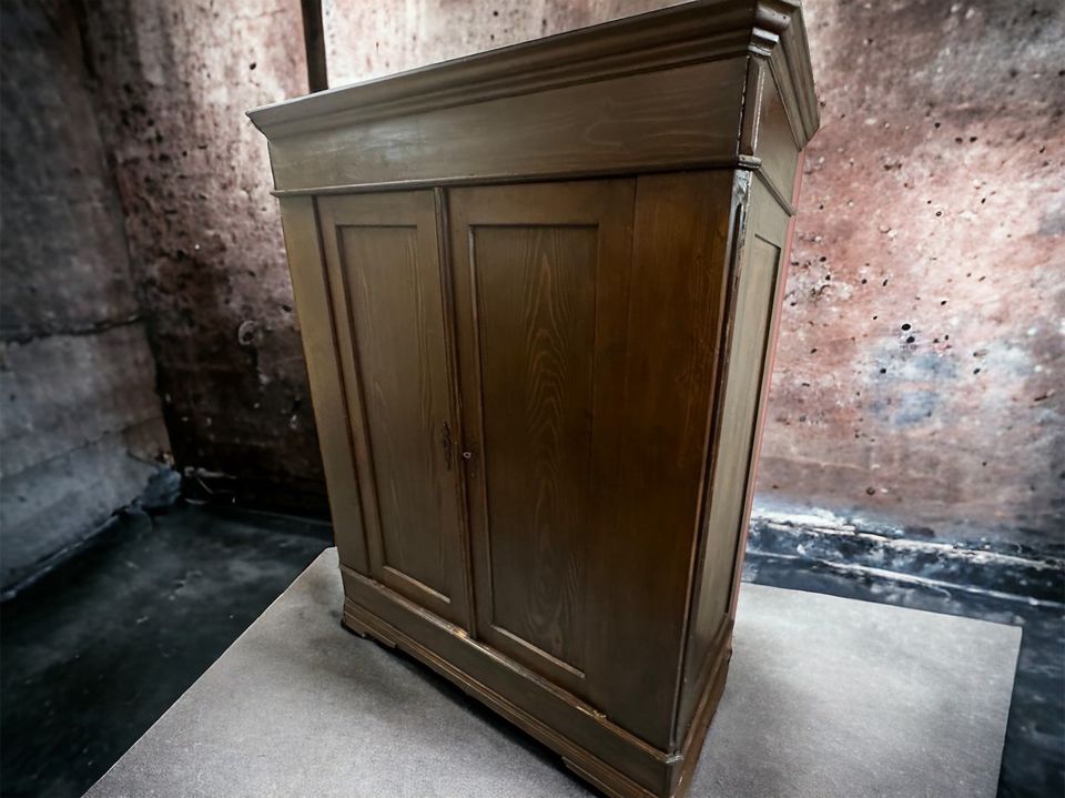 Antik Kleiderschrank Wäscheschrank Schrank 150x191x56cm in Düsseldorf