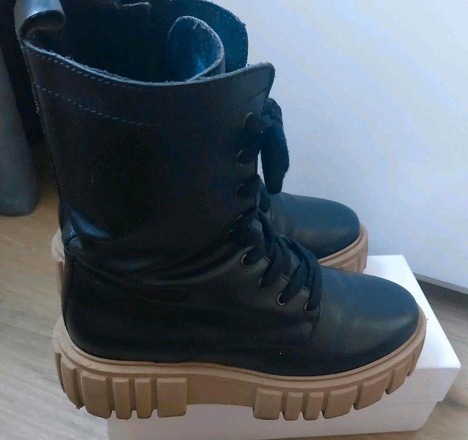 MOP Marc O'Polo Schnürstiefelete 40 Boots Leder schwarz Plateau in Hamburg