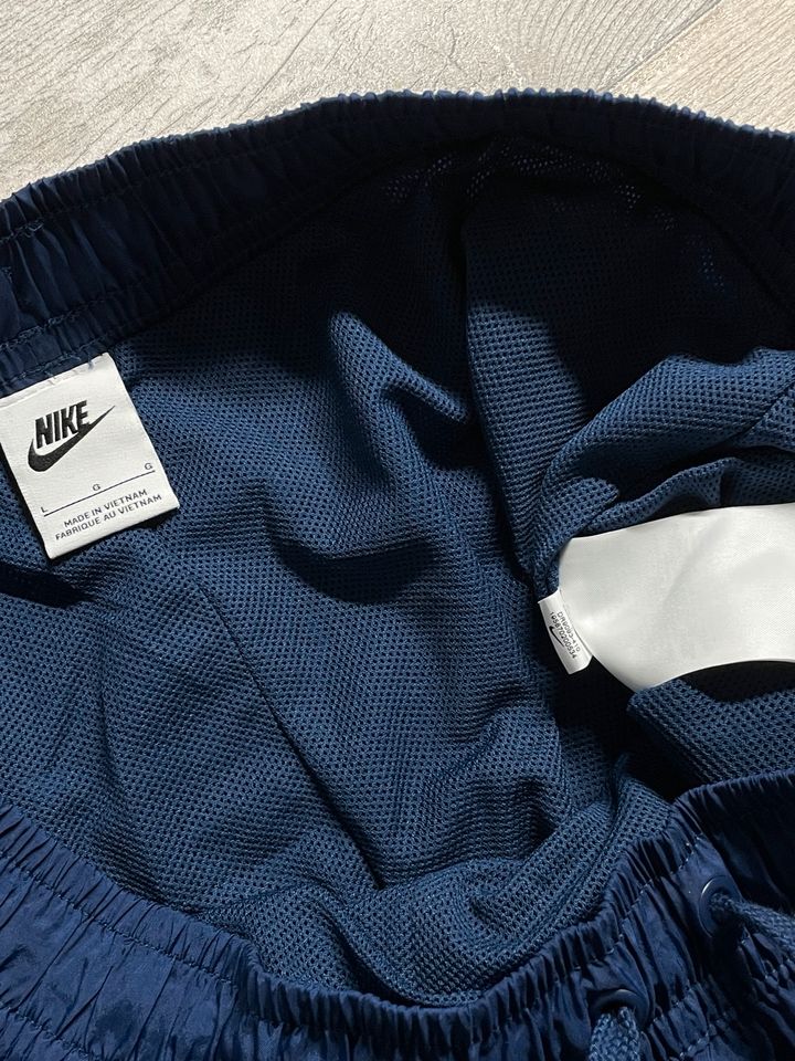 Nike Sporthose nylon Vintage in Lengede