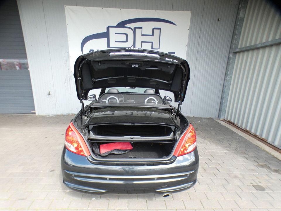 Peugeot 207 CC Cabrio-Coupe SITZHEIZUNG LEDERAUSSTATTUNG in Tostedt
