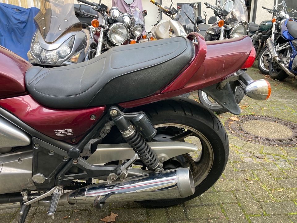 Kawasaki Zephyr 1100 aus 4 -1992 TÜV 5 -2025 läuft + fährt 2 Hand in Bochum