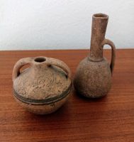 2 kleine alte Tonvasen Vasen Ton Nordrhein-Westfalen - Iserlohn Vorschau