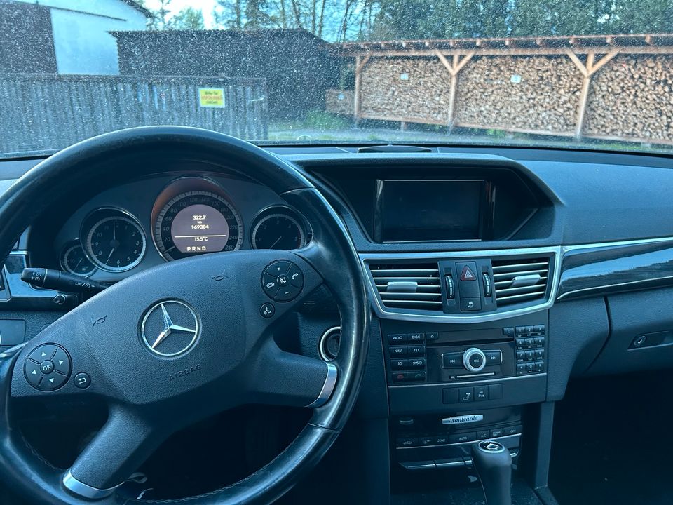 Mercedes E Klasse 250 CDI Avantgarde Automatik in Burgebrach