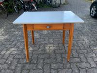 60-70 Jahre Vintage Schreibtisch mit Schublade Baden-Württemberg - Karlsruhe Vorschau