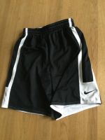 Nike Sporthose für Herren Gr L Hessen - Bruchköbel Vorschau