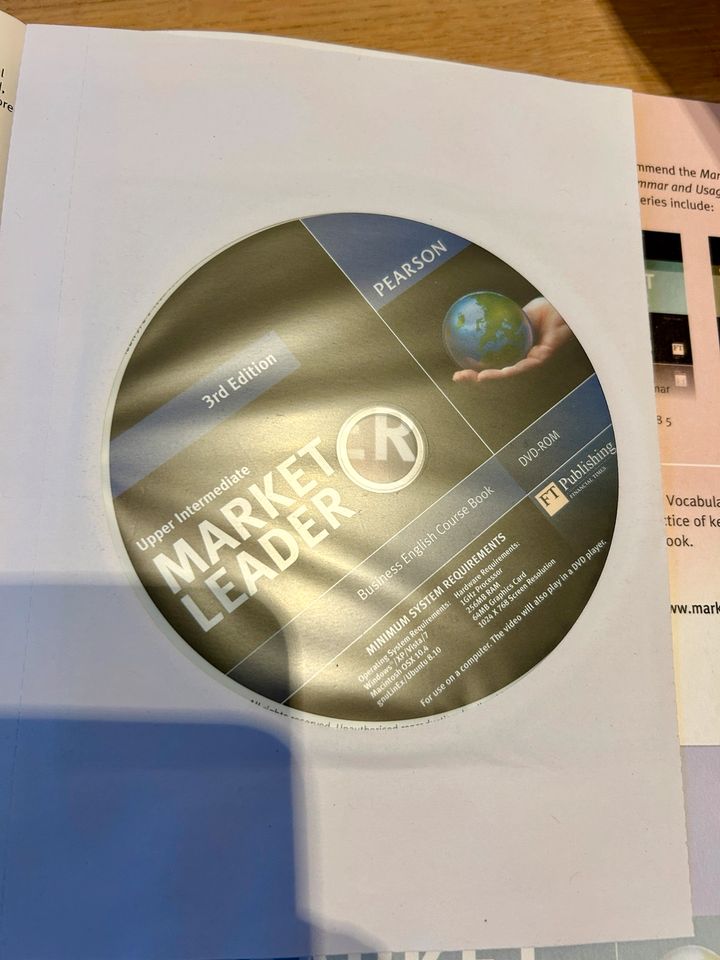 Market Leader 3rd Edition Intermediate Coursebook & DVD in München