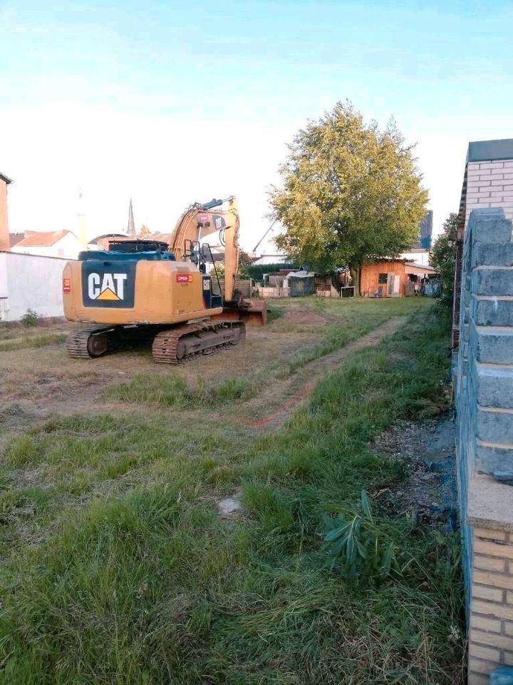 Baggerarbeiten!! in Nideggen / Düren