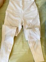 Alo Leggings in weiß Hessen - Gießen Vorschau