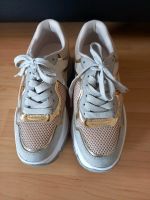 Guess Schuhe Sneaker in hellbraun neu Bayern - Ichenhausen Vorschau