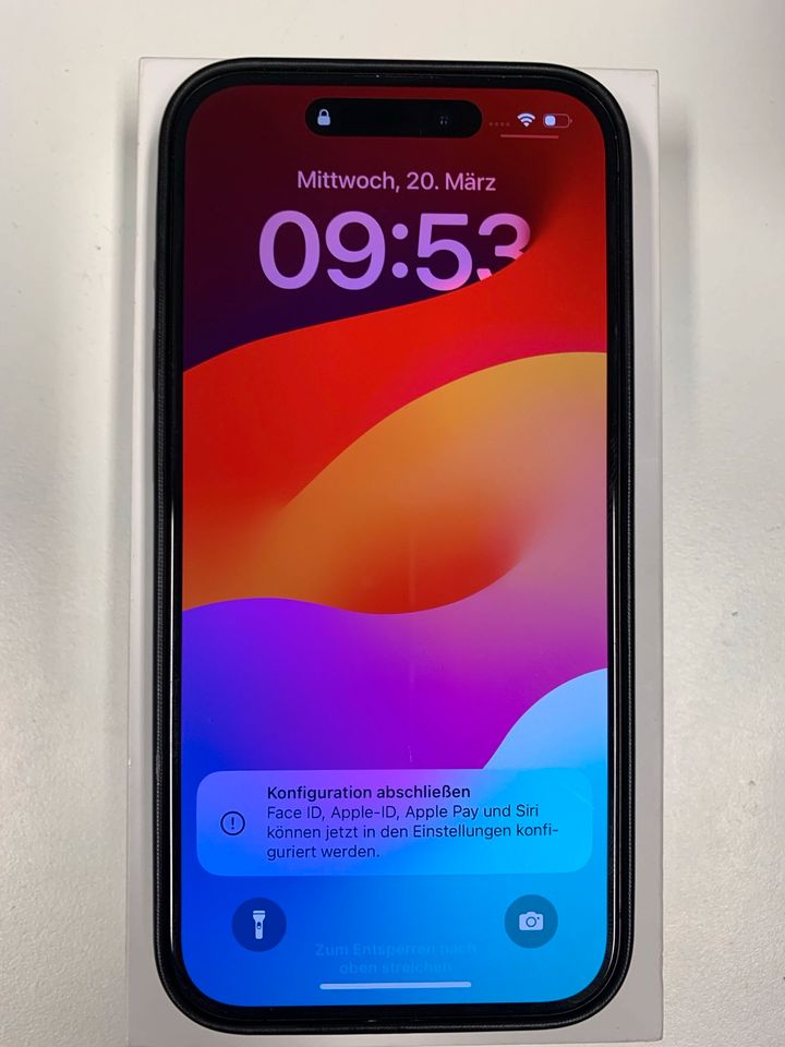 Iphone 15 Pro 128GB OVP 2 Monate Jung zzgl 100€ Gutschein in Kiel