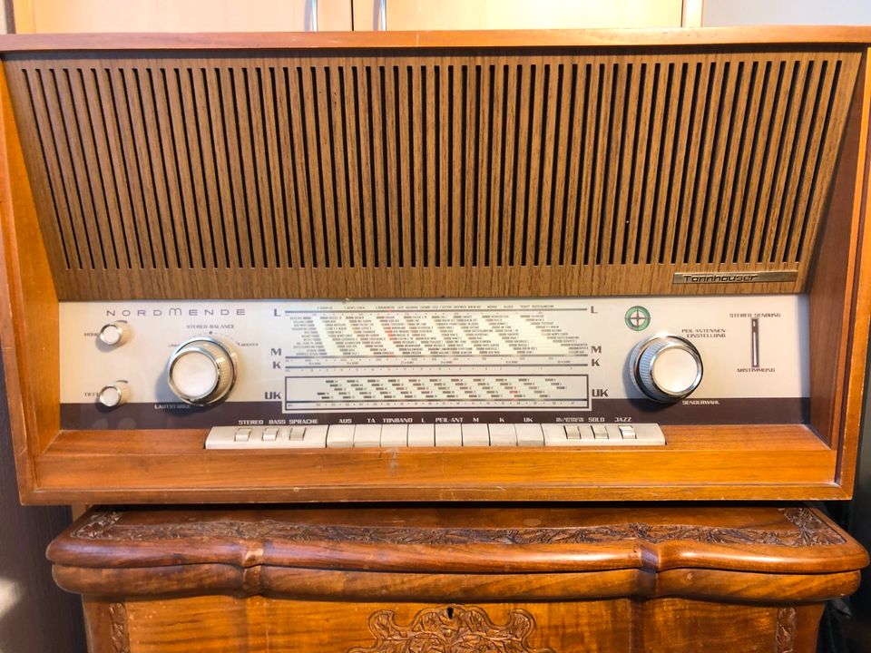 Vintage Radio von Nordmende in Troisdorf