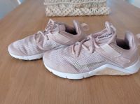 *NIKE Sneaker Laufschuh Gr. 38 Neuwertig* Niedersachsen - Tespe Vorschau