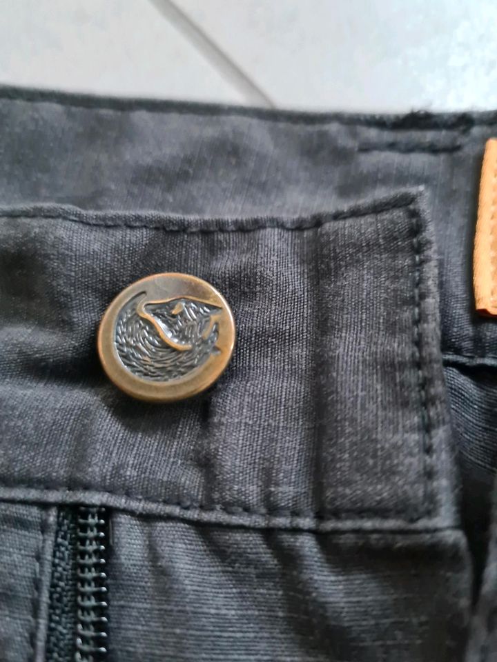 Leichte Fjällraven Dreiviertelhose Herren 52 in Jüchen