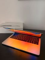 MacBook Pro, 2017, 13,3“, 265 GB, 2,3 GHz, i5, Displayfehler München - Maxvorstadt Vorschau