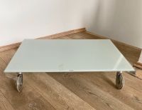 Tisch/Sideboard aus Milchglas mit Rollen Nordrhein-Westfalen - Solingen Vorschau