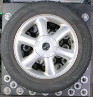 Winterreifen BMW Mini 185/65R15 Alufelge 5,5x15 ET45 4/100 Nordrhein-Westfalen - Hilden Vorschau