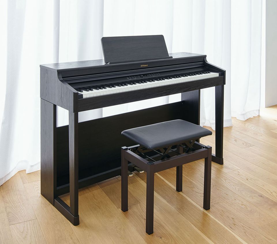 E-Piano Klavier Roland RP-701 CB zu Top Mietkonditionen deutschlandweit in Niederzissen