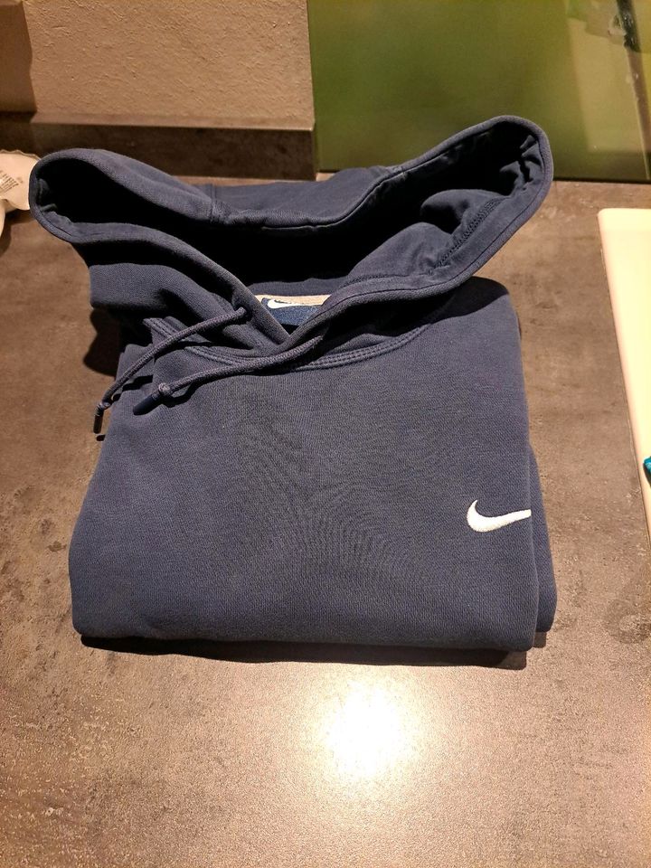 Nike Hoodie Sweatshirt Gr. L  dunkelblau in Melle