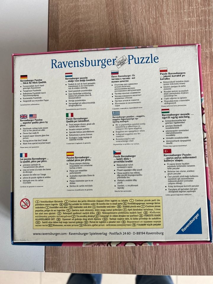 Puzzle Hello Kitty Ravensburger 300 Teile ab 9+ in Schloß Holte-Stukenbrock