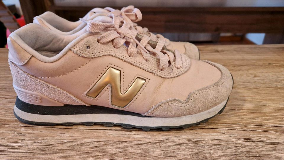 New Balance Sneaker Gr.38 in Wedemark