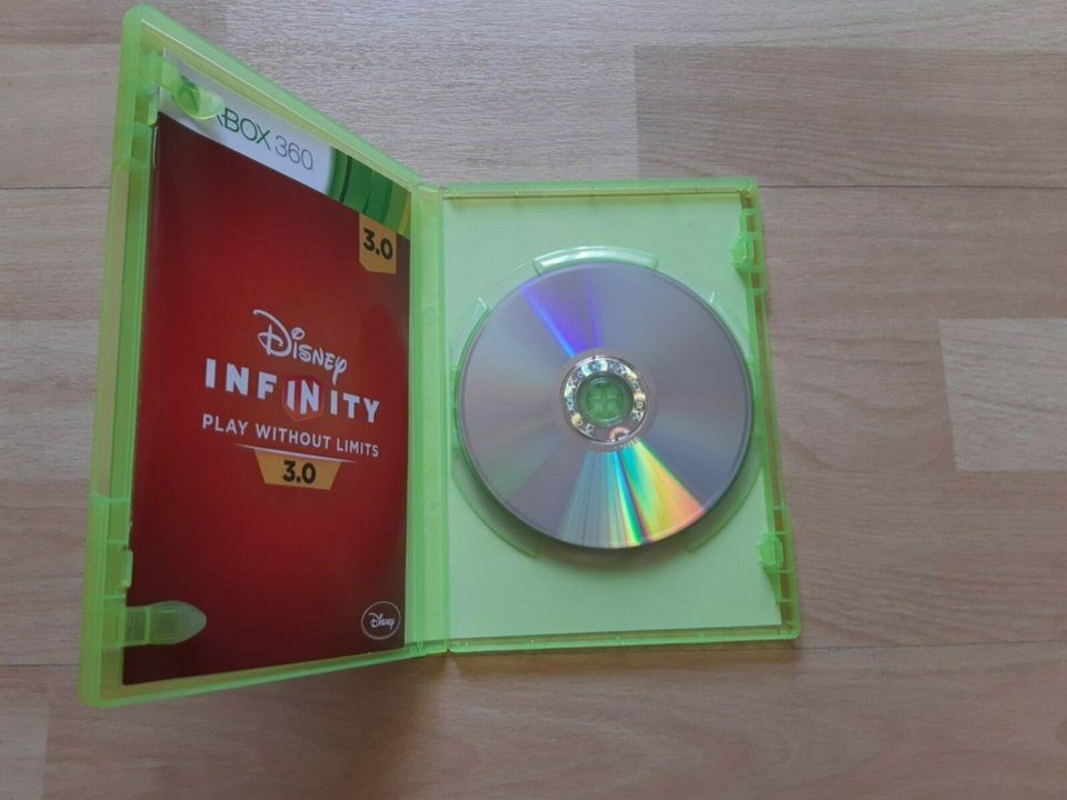Infinity 3.0 für X-Box 360 inkl. Portal, Playset und 2 Figuren in Hennigsdorf