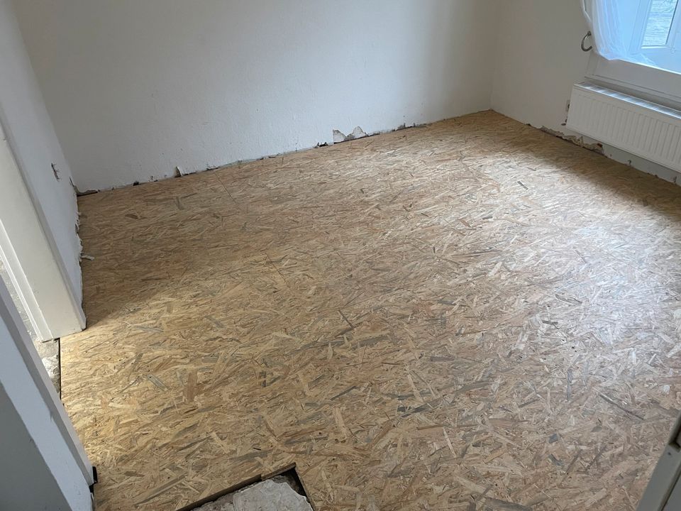 Wohnung entrümpeln, sanieren und entkernen. in Lübeck