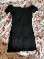 Off-Shoulder Kleid in schwarz Bayern - Wartmannsroth Vorschau