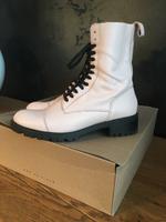 Boots/ Stiefeln / Rose/ Zara/ Leder Niedersachsen - Celle Vorschau