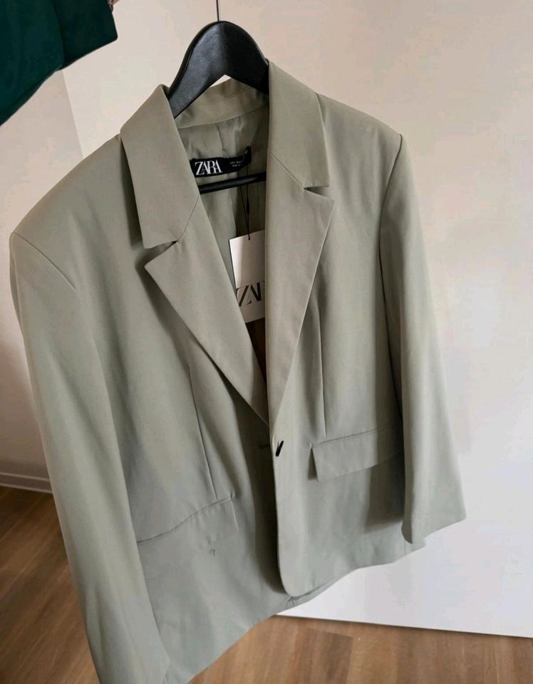 ZARA Blazer Größe L 40 in Bad Friedrichshall