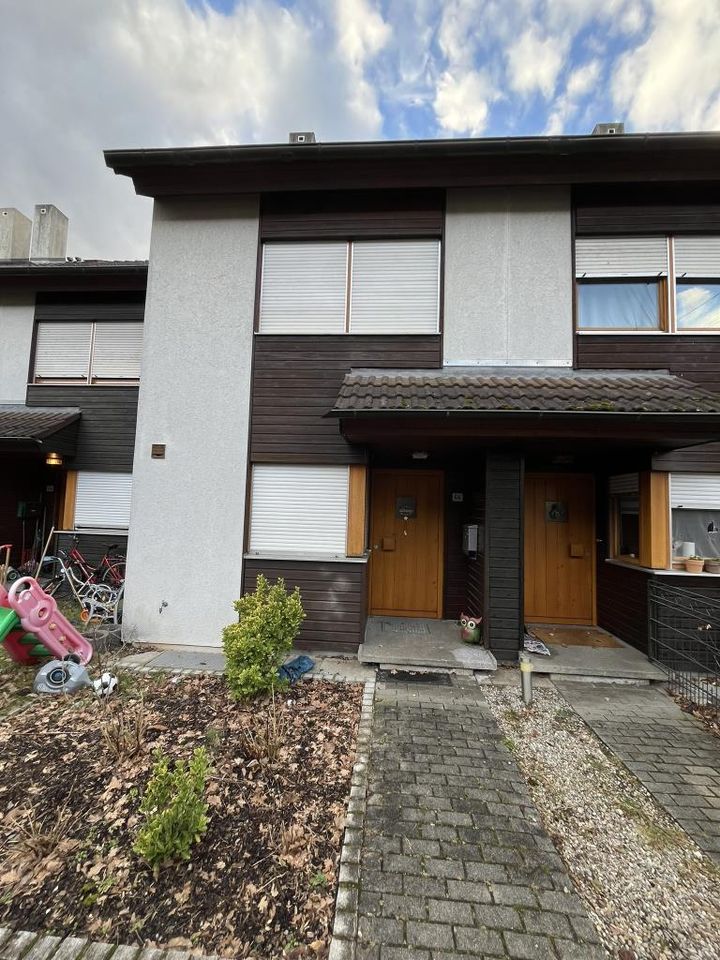 Ihr neues Zuhause: Charmantes Reihenmittelhaus in Schwaig zu verkaufen! in Schwaig