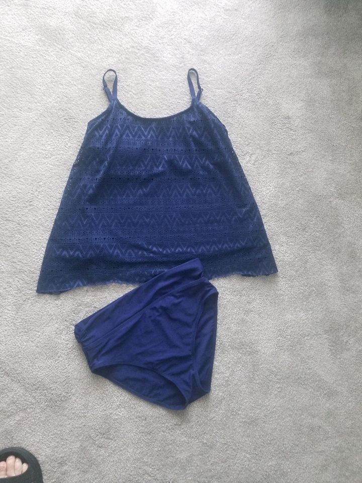 Schöne Tankini. Blau. Gr XL. in Schweinfurt