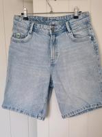 Jeansshorts, Bermuda, S/36, blau Niedersachsen - Einbeck Vorschau