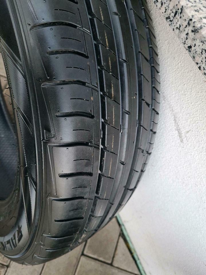 4 Sommerreifen 215/65R17 99V Falken Neu in Neukieritzsch