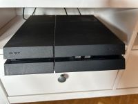 PlayStation 4 mit 8 Spielen und 2 Controllern Rheinland-Pfalz - Gau-Odernheim Vorschau