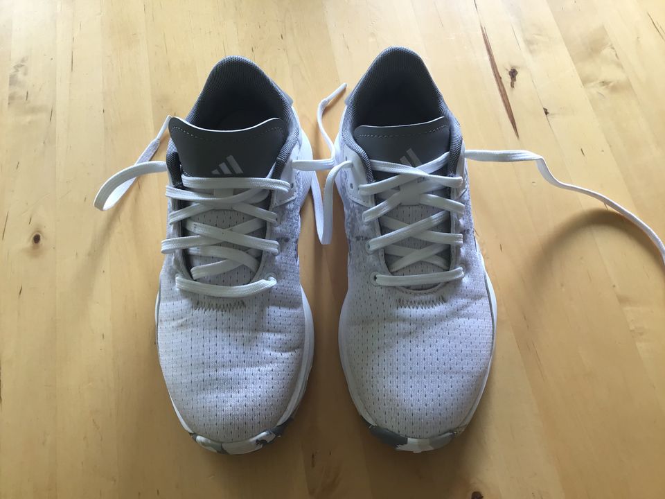 Adidas Golfschuhe Gr. 36 in Villingen-Schwenningen