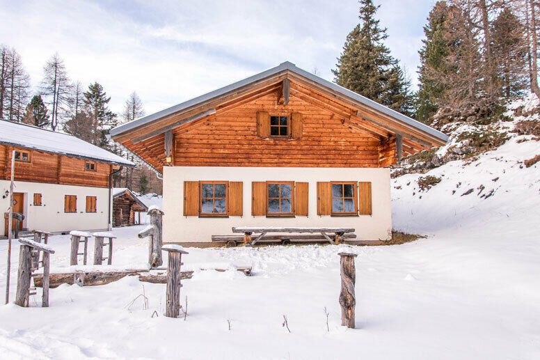 Skiurlaub Fasching 2025: Ferienhaus Hütte Ferienwohnung Alpen !!! in Karlsruhe