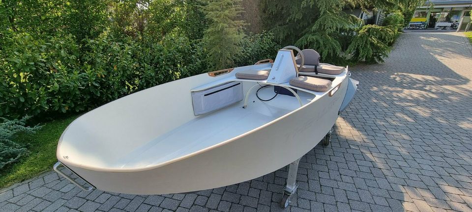 KART 388 ideal mit Torqeedo Cruise 6.0 / ePropulsion Navy 6.0 EVO in Berlin