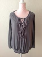 Damen Bluse Shirt Chiffon mit Rüschen grau festlich  44 Nordrhein-Westfalen - Oberhausen Vorschau