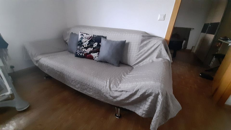 2 sofa zu verschenken.. in Bad Saulgau