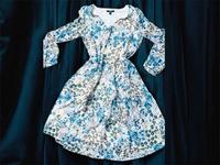 ♥️ Esprit Kleid mit Blümchen Gr. 36 • Bügelfrei • Blau Bayern - Taufkirchen Vils Vorschau
