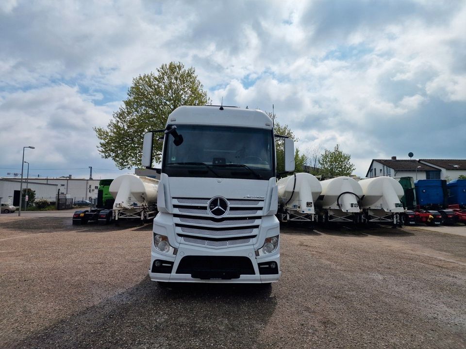 Mercedes-Benz Actros 1845 / PTO / low Kilometer /German! in Mannheim