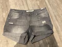 H&M Jeans Shorts, grau, Größe 31 Baden-Württemberg - Kronau Vorschau